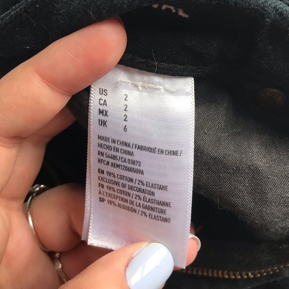 American Eagle Shorts - Picture 5 of 5